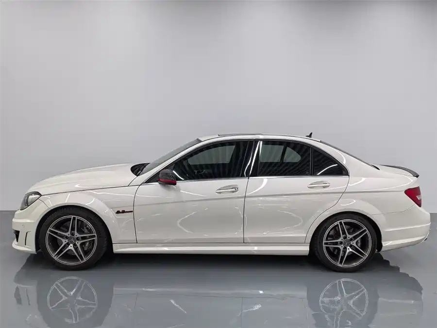 900x675_0_q87_c42_autohomecar__ChxpV2qQBLaANdKLAAEYSw4DLBE039.jpg.webp